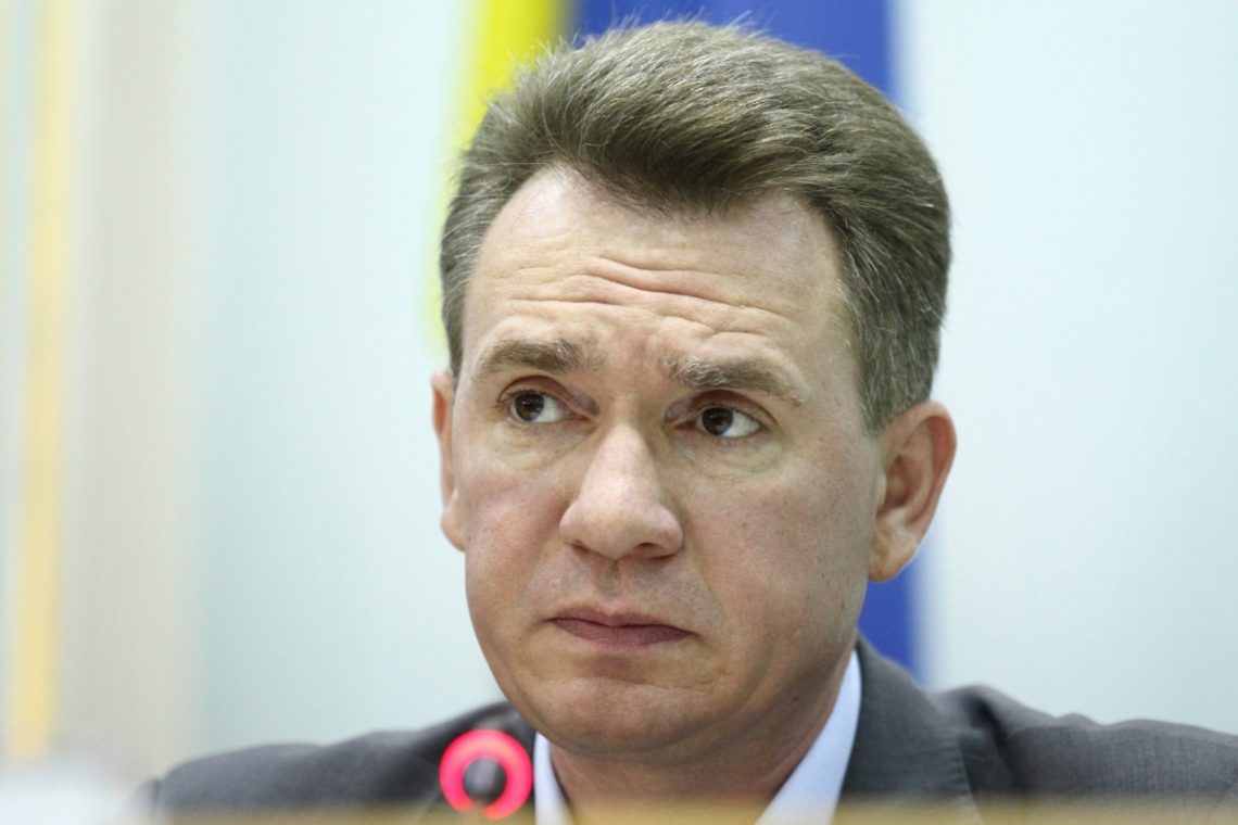 Національне антикорупційне бюро України направило остаточну версію підозри голові ЦВК Михайлу Охендовському в Спеціалізовану антикорупційну прокуратуру.