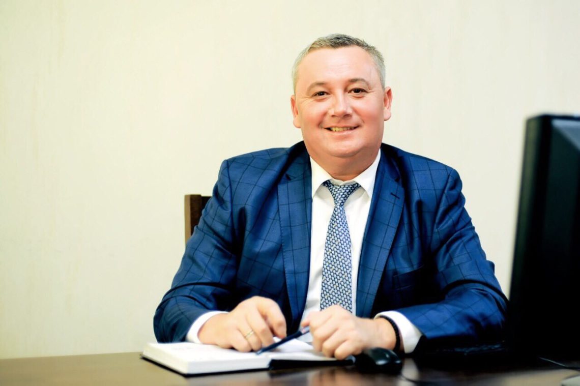 Член обласної ради Закарпаття витратив солідну суму коштів на придбання транспортного засобу.