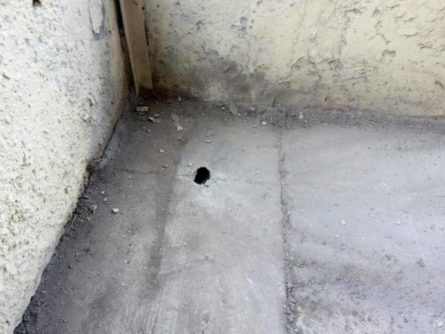 У ніч на 3 серпня на подвір'я 42-річного жителя Веселинівського району Миколаївської області невідомі кинули гранату Ф-1.