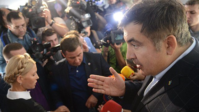Полиция намерена вызвать на допрос бывшего председателя Одесской областной госадминистрации, лидера движения «Рух нових сил» Михаила Саакашвили и тех депутатов Верховной Рады, которые его сопровождали