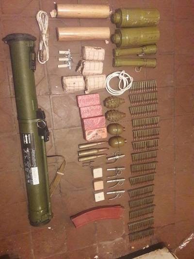 Поблизу Харкова 28 вересня в будинку ветерана АТО під час обшуку правоохоронці виявили арсенал зброї та боєприпасів.