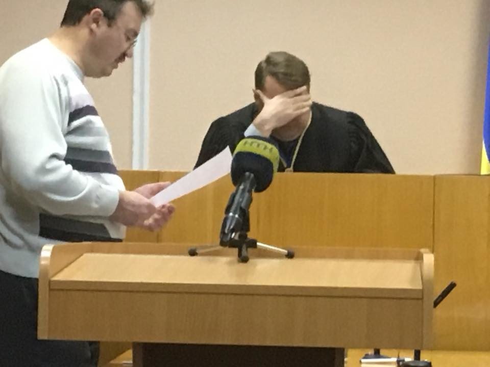 У середу, 13 грудня, суддя Печерського районного суду Києва заслухав свідчення слідчого ГПУ Віталія Мартиненко.