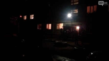 У неділю, 24 грудня, в Дніпровському районі Запоріжжя в одній з кімнат гуртожитку стався вибух, загинуло двоє людей.