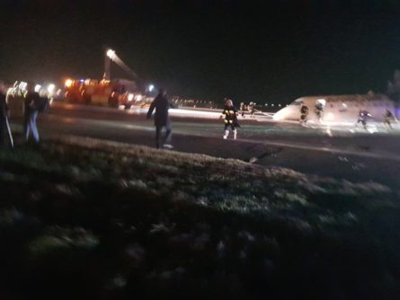 В аеропорту польської столиці Варшави здійснив аварійну посадку літак марки Bombardier, який прямував з Кракова.