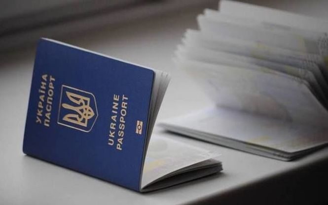 У найближчі десять років в Україні введуть сертифікаційний іспит з української мови для бажаючих отримати громадянство.