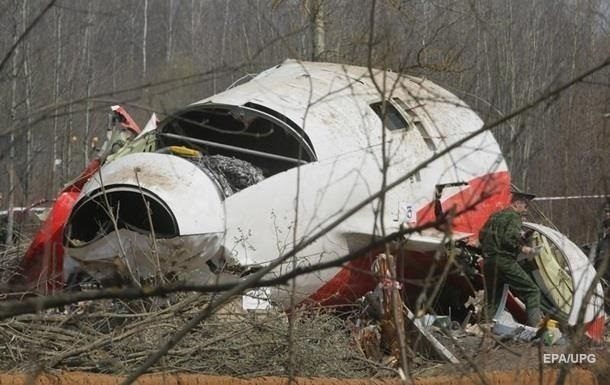 На елементах корпусу польського літака Ту-154М, що розбився під Смоленськом у 2010 році, а також на тілі принаймні однієї жертви катастрофи виявлені сліди вибухівки.