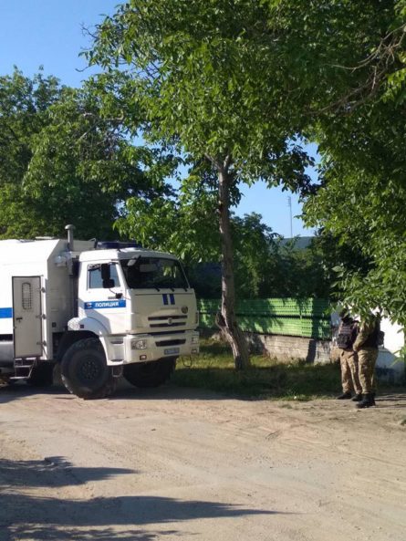 В среду, 6 июня, в городе Старый Крым прошел обыск, после которого задержали владельца дома.