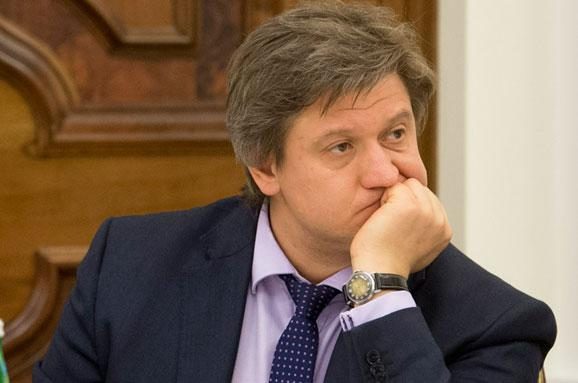 Екс-міністр фінансів України Олександр Данилюк повідомив, що у нього були дискусії з президентом з деяких питань.