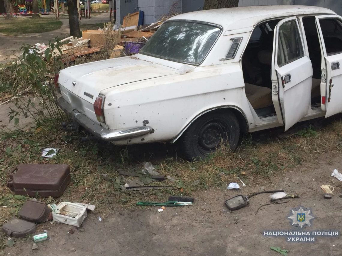 Господар автомобіля, в якому стався вибух 14 червня в Святошинському районі Києва, є офіцером запасу, учасником АТО.