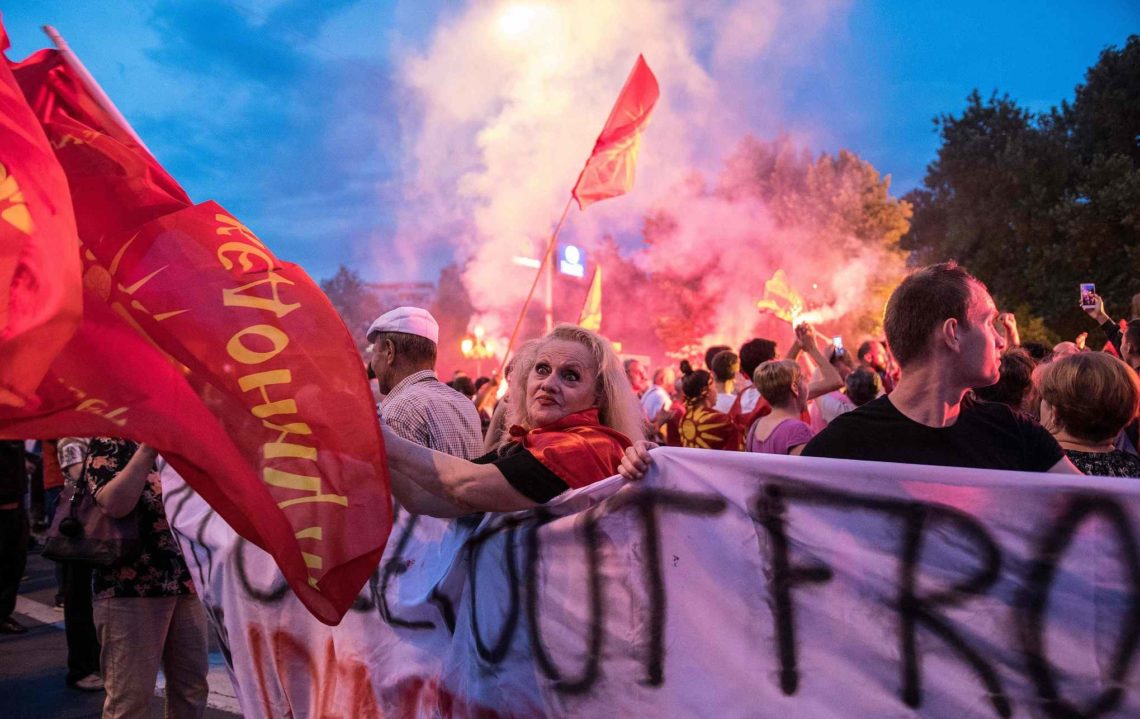 У македонській столиці пройшли акції протесту проти підписаної угоди про перейменування країни.