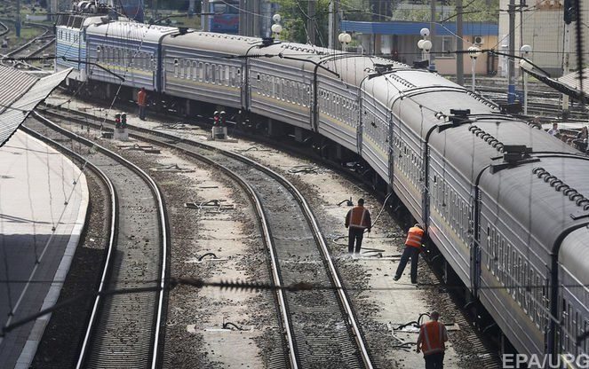 «Укрзалізниця» вважає економічно необґрунтованим зростання вартості пасажирських вагонів виробництва Крюківського вагонобудівного заводу.