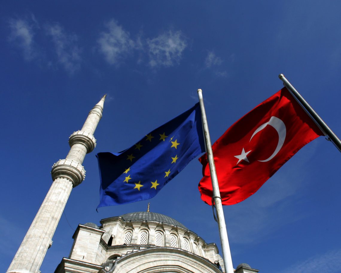 На Раді Євросоюзу обговорили подальші переговори з турецьким уряд про членство країни в блоці.