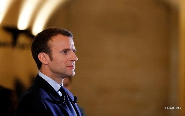 Французький президент Еммануель Макрон знову закликав до виконання мінських домовленостей щодо врегулювання ситуації на Донбасі.