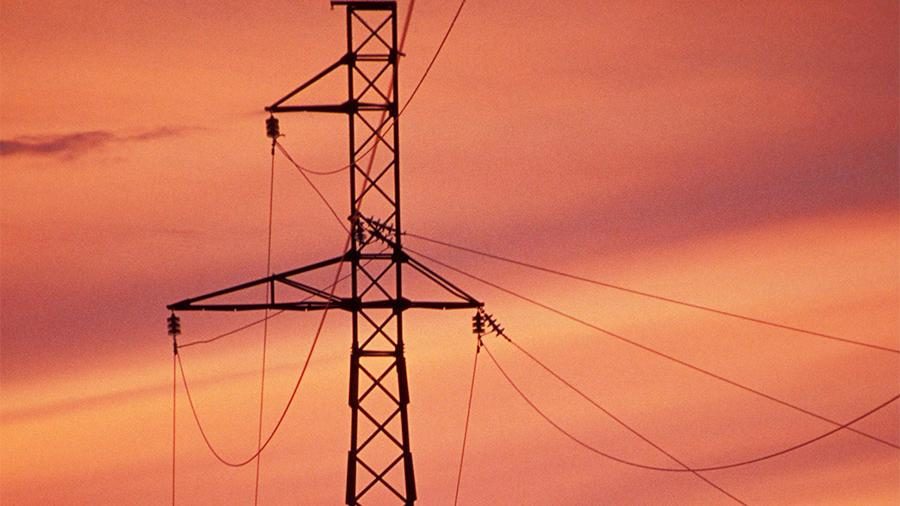 Министерство энергетики Азербайджана и ОАО «Азерэнержи» заявили о том, что в данный момент все жизненно необходимые объекты в республике обеспечены электроэнергией.