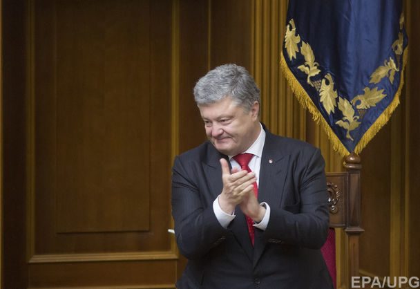 ВСУ отказал активистам в открытии производства по иску против президента Петра Порошенко из-за назначения Павла Жебривского аудитором НАБУ.