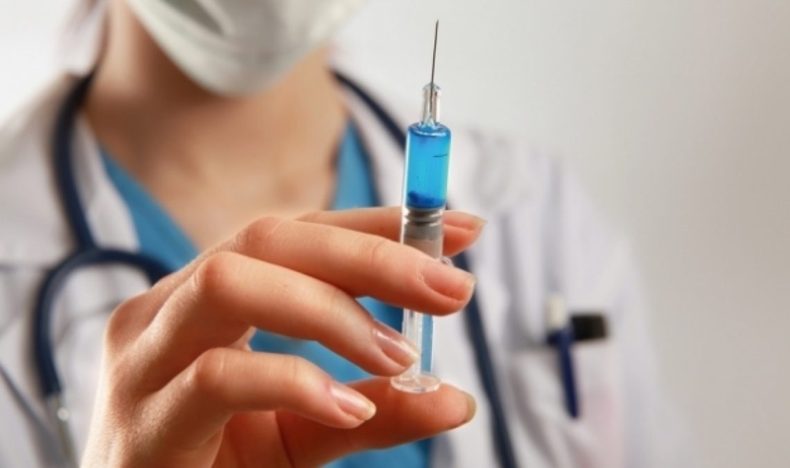 Вакцинація за календарем профілактичних щеплень є безкоштовною. Її можна зробити в сімейного лікаря або педіатра.