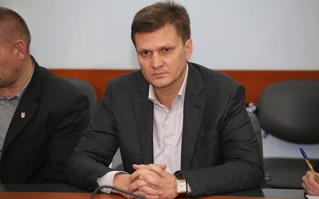 Народний депутат Сергій Хлань дав лише вісім обіцянок, виконав три з них і стільки ж провалив.
