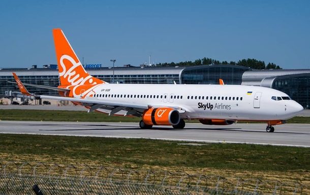 Всі рейси авіакомпанії SkyUp затримуються через технічні причини, пояснили в аеропорту Львів.