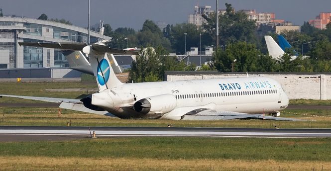 Керівництво аеропорту Київ імені Сікорського звинуватило працівників НАБУ в інциденті з літаком Bravo.