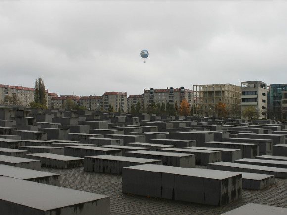 Влада Німеччини вирішила збільшити виплати на соціальну допомогу тим, хто пережив Голокост.