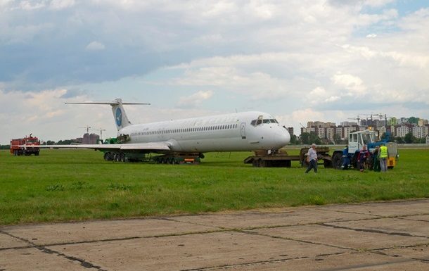 На балансі українських авіакомпаній знаходиться 35 пасажирських літаків, які служать більше 20 років.