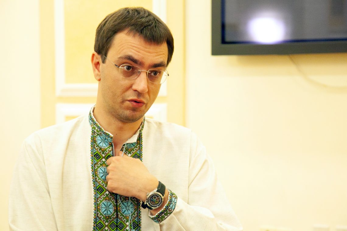 Володимир Омелян заявив, що не забув про свою обіцянку збільшити штрафи за сміття на узбіччях. Законодавча ініціатива буде в Раді восени.