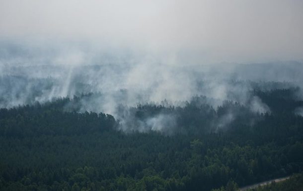 Латвія прийняла рішення попросити міжнародну допомогу в гасінні лісових пожеж. Вже вигоріло 400 га площі.