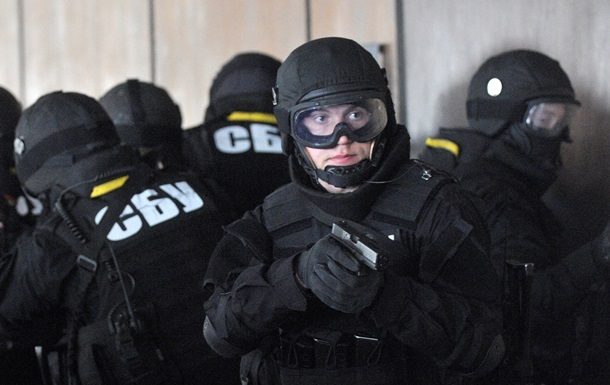 Жителів Полтавської області попереджають, що з 1 по 3 серпня СБУ проводитиме планові антитерористичні тактико-спеціальні навчання.