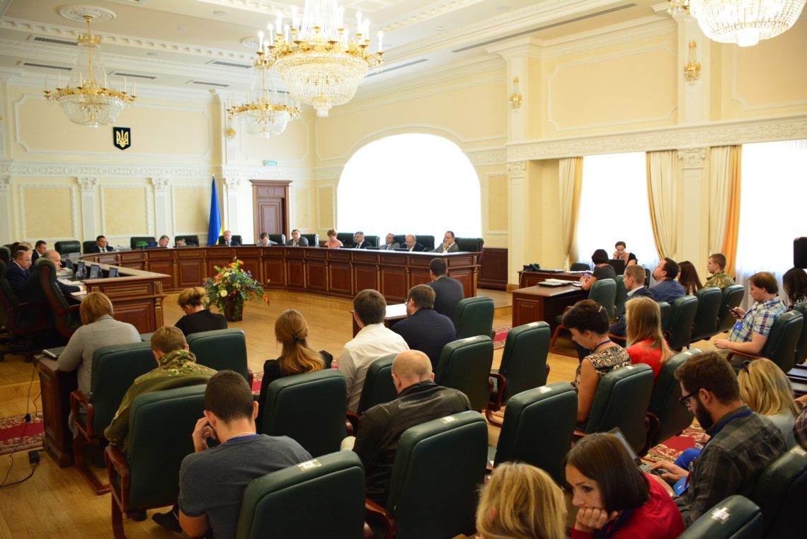 Очільник Генпрокуратури подав клопотання про тимчасове відсторонення від правосуддя викритого на хабарі судді з Київської області.