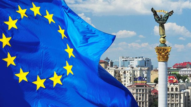 Президент України та представники Євросоюзу підписали угоду про залучення коштів четвертої програми макрофінансової допомоги, розмір якої становить 1 мільярд євро.