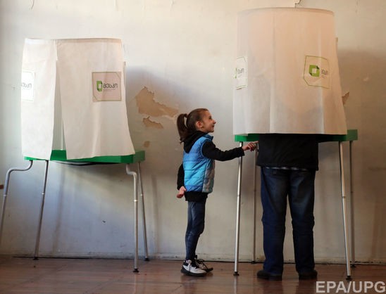 В воскресенье, 28 октября, после закрытия избирательных участков социологи объявили результаты экзитполов президентских выборов в Грузии.