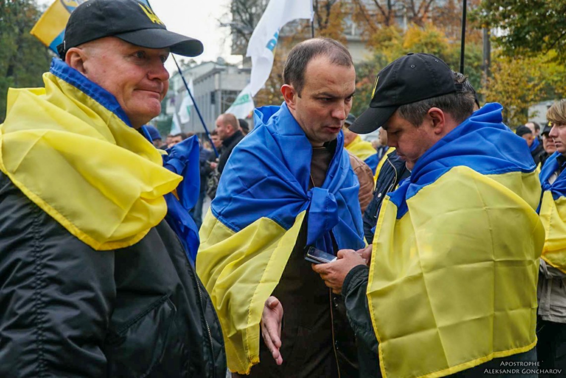Депутаты Верховной рады Украины Егор Соболев и Семен Семенченко заявили о намерении выйти из партии Самопомич.