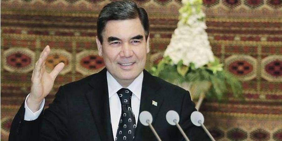 Президент Туркменистана Гурбангулы Бердымухамедов поздравил Владимира Зеленского с победой на выборах президента Украины.