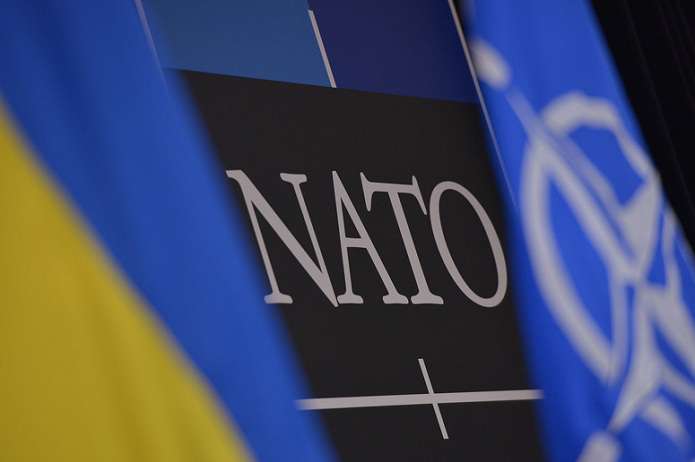 Мнение эксперта: Пока в НАТО Болгария, Словакия и Чехия ...